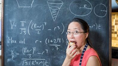Eugenia Cheng Dispels Fear of Math and Flying