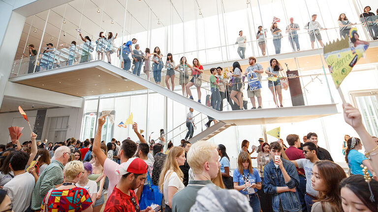 Orientation in Modern Wing