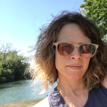 SAIC faculty member Jill Lanza.