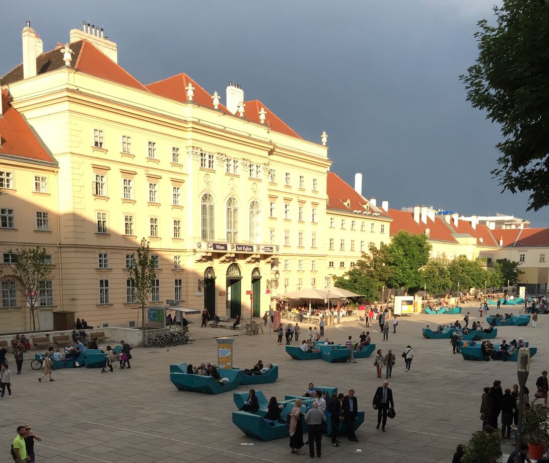 view of Viena's Hofburg Imperial Museum